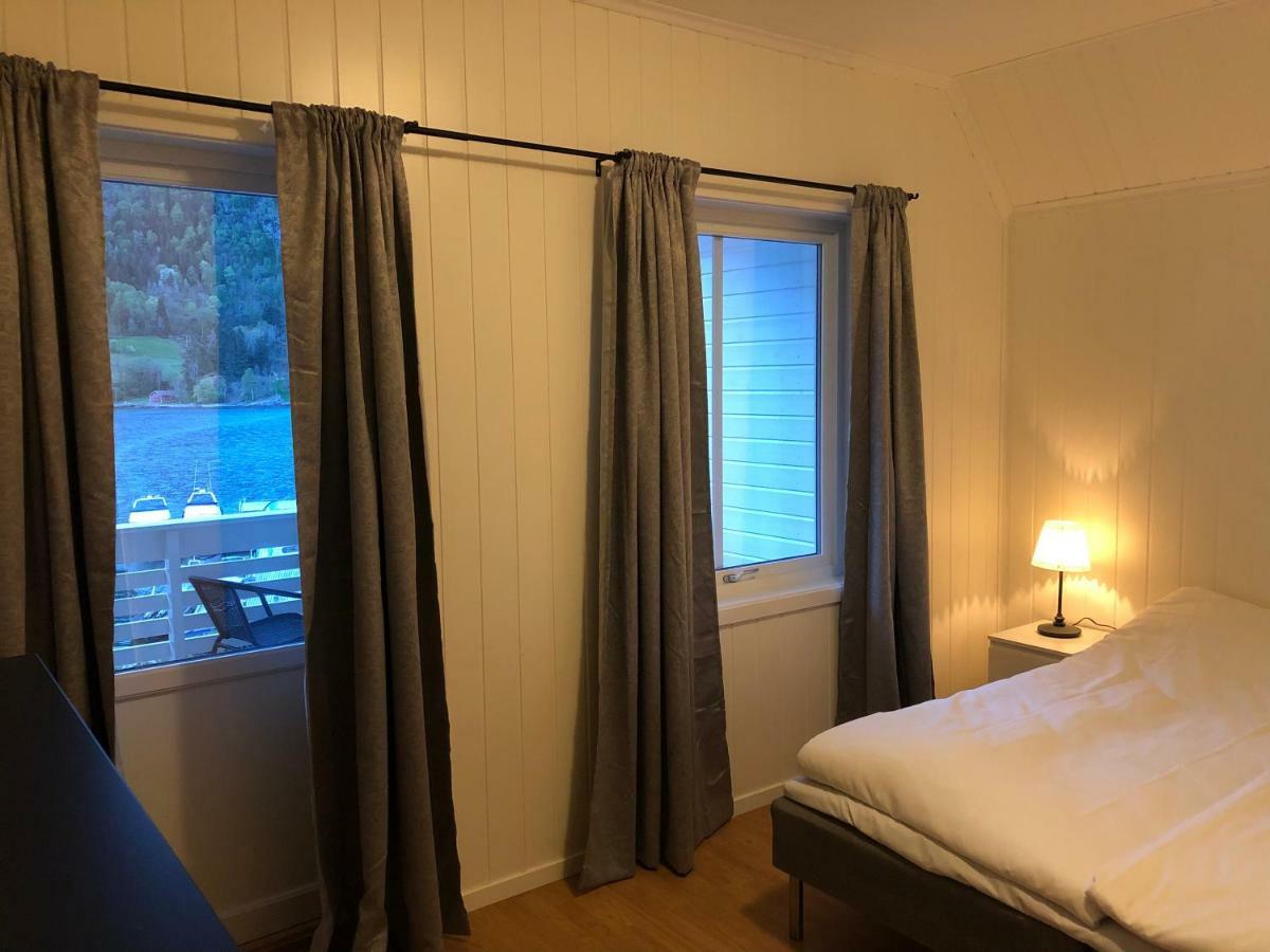 Balestrand Fjordapartments Екстериор снимка