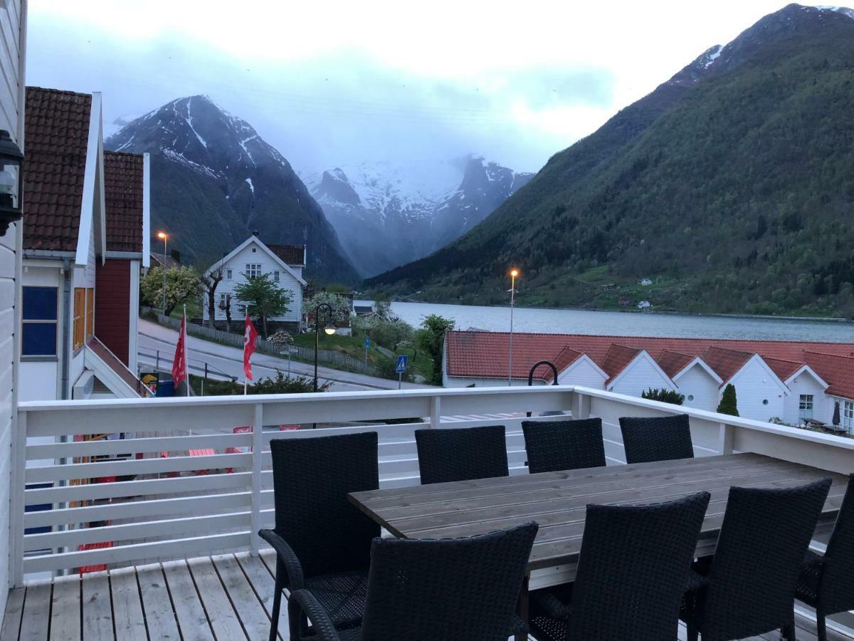 Balestrand Fjordapartments Екстериор снимка