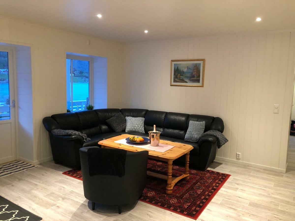 Balestrand Fjordapartments Екстериор снимка